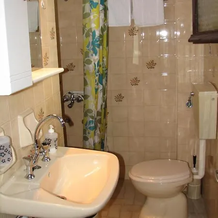 Apartman Maria &