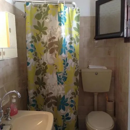 Apartman Maria &